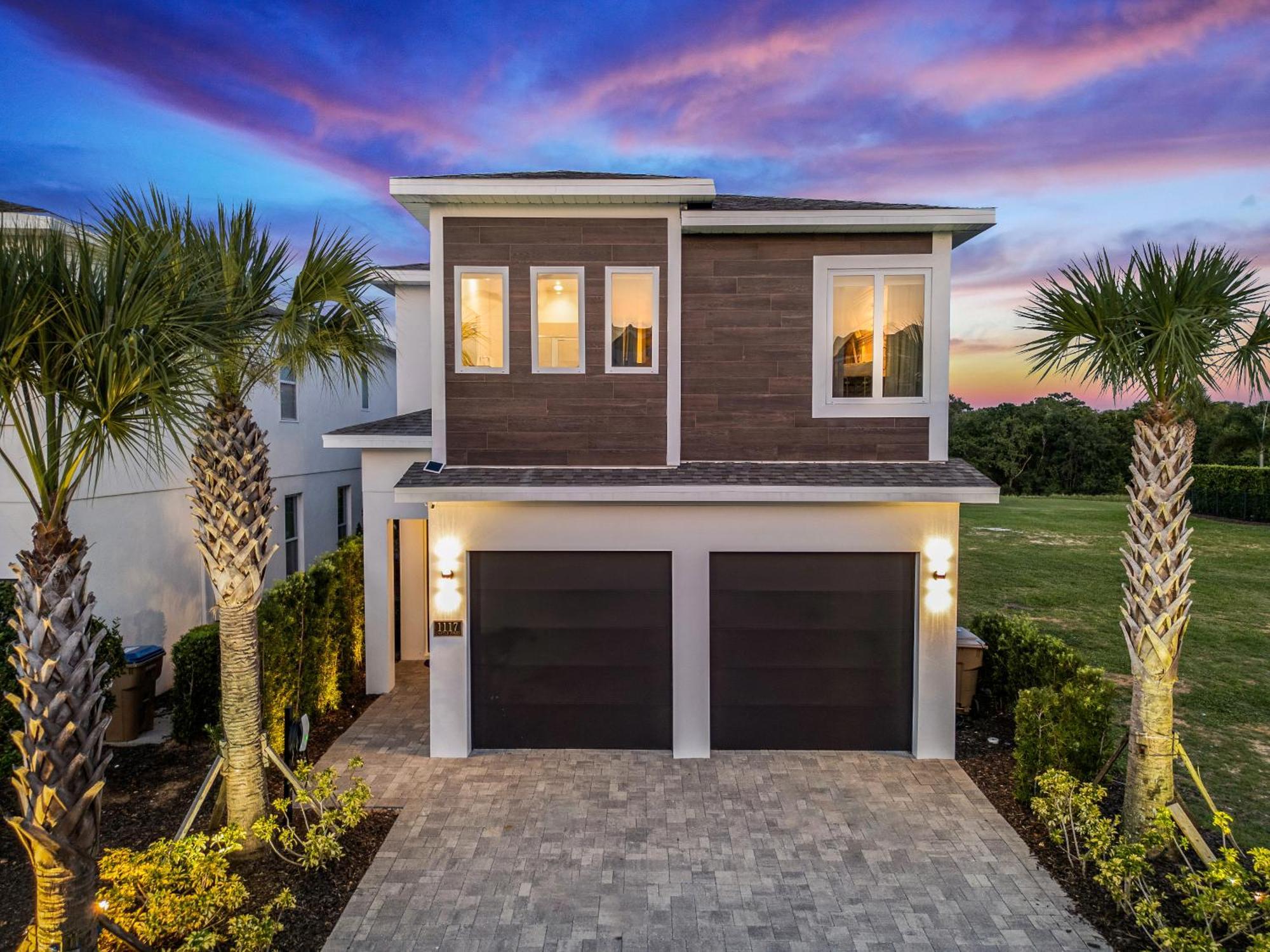Beautiful House With Pool In Reunion 10 Minutes From Holiday home Orlando